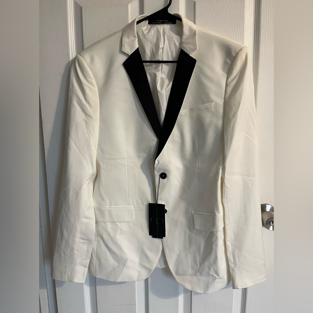 NWT Zara White Tuxedo Blazar Black Accents